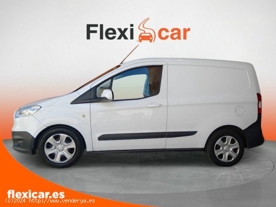 Ford Transit Courier Kombi 1.5 TDCi 75cv Ambiente - Córdoba