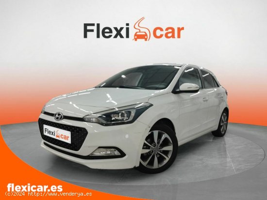 Hyundai i20 1.2 MPI Elegant Nav - Tarragona