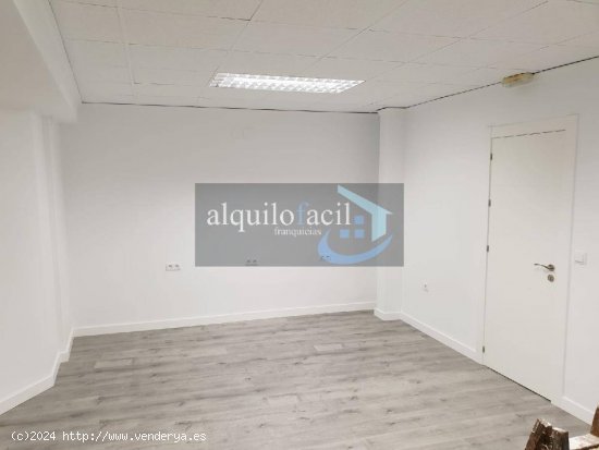 SE ALQUILAN 2 OFICINAS/ CALLE MAYOR / 250 € Todo incluido