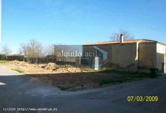 SE VENDE SOLAR/ ESTACION DE CHINCHILLA/ 681 METROS/ 60000€