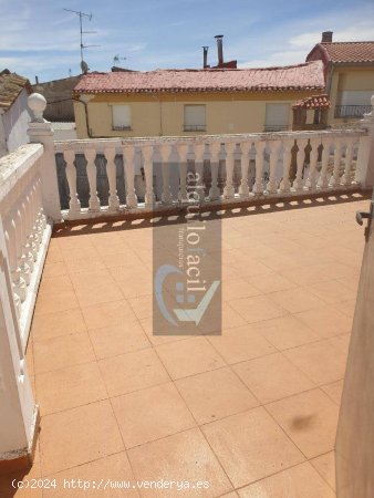 SE VENDE CASA/ MOTILLEJA/ 8 HABITACIONES/ 4 BAÑOS/139000€