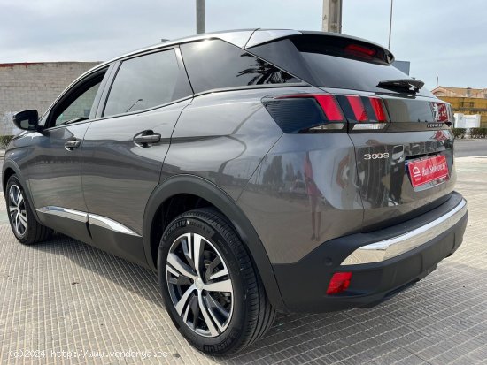 Peugeot 3008 1.2 PureTech 96KW S&S Allure Pack gris 2023 - Carcaixent