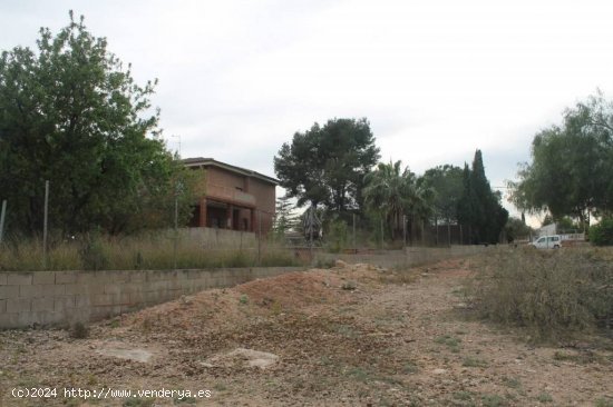 TERRENO DE SUELO SIN EDIFICAR RESIDENCIAL