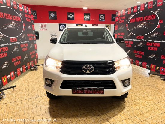 Toyota Hilux 2.4 D4D Cabina Doble GX 4x4 - Alcalá de Henares