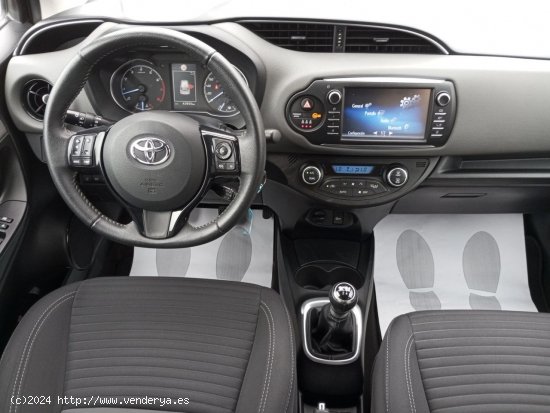 Toyota Yaris 1.5 110 Active Tech - Las Palmas de Gran Canaria