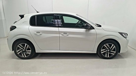 Peugeot 208  PureTech 73kW (100CV) EAT8 Allure Pack - SANT FRUITOS DE BAGES