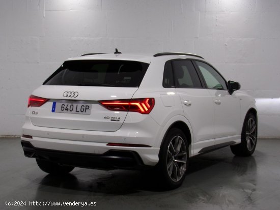 Audi Q3 40 TFSI quattro Black line - 