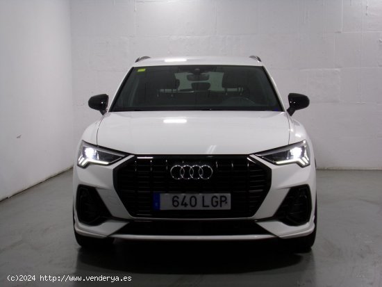 Audi Q3 40 TFSI quattro Black line - 