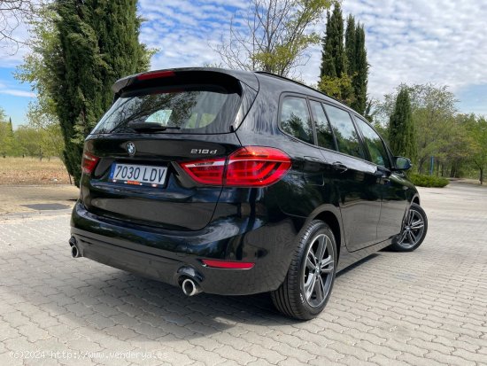 BMW Serie 2 Gran Tourer 218d 150cv 6 vel. *IVA deducible* *7 plazas* *Acabado Sport* *Año 2020* *Na