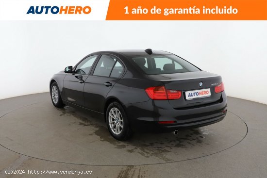 BMW Serie 3 320d - 