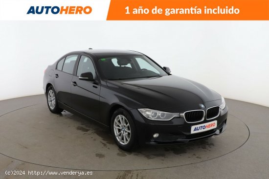 BMW Serie 3 320d - 