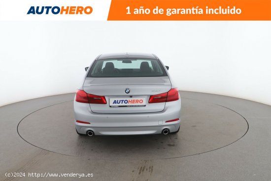 BMW Serie 5 520iA - 