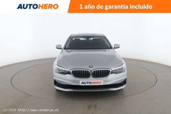 BMW Serie 5 520iA - 