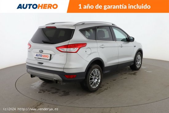 Ford Kuga 1.6 EcoBoost Titanium - 