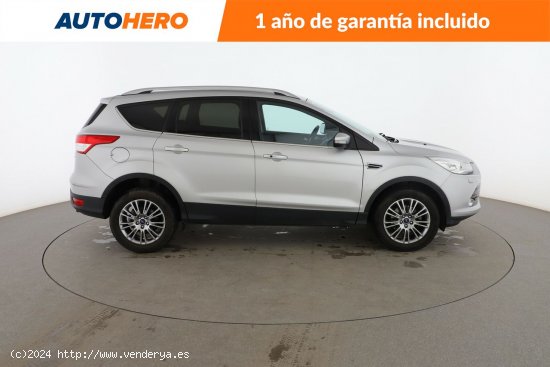 Ford Kuga 1.6 EcoBoost Titanium - 