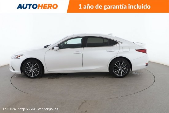 Lexus ES 300h Premium - 