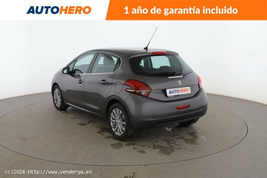 Peugeot 208 1.2 PureTech Allure - 