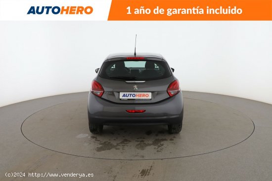 Peugeot 208 1.2 PureTech Allure - 