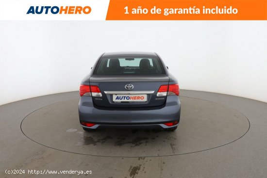 Toyota Avensis 1.8 Advance - 