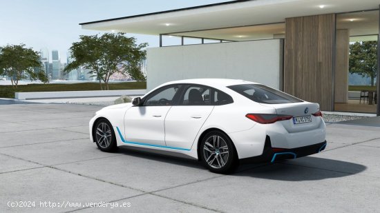 BMW i4 eDrive40 - Córdoba