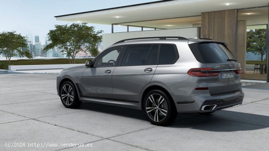 BMW X7 xDrive40i - Granada