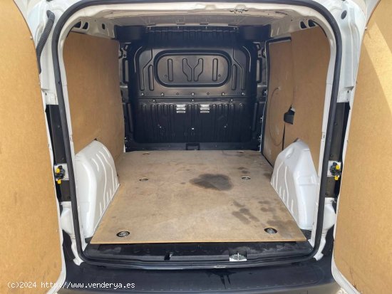 Fiat Doblo Cargo  Cargo  1.3 Mjet 59kW (80CV) Base Plus - Sevilla