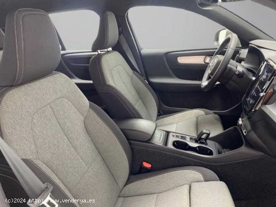 Volvo XC40 T2 1.5 Core Auto - Señorío de Illescas