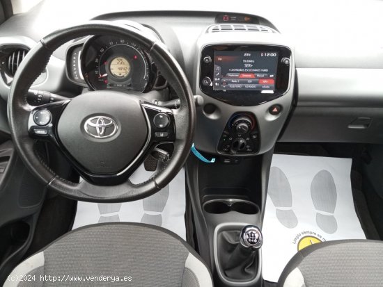 Toyota Aygo 1.0 70 x-play - Telde