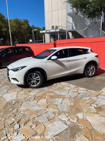 Infiniti Q30 1.6TC 115kW (156CV) PREMIUM TECH 7DCT - Sabadell