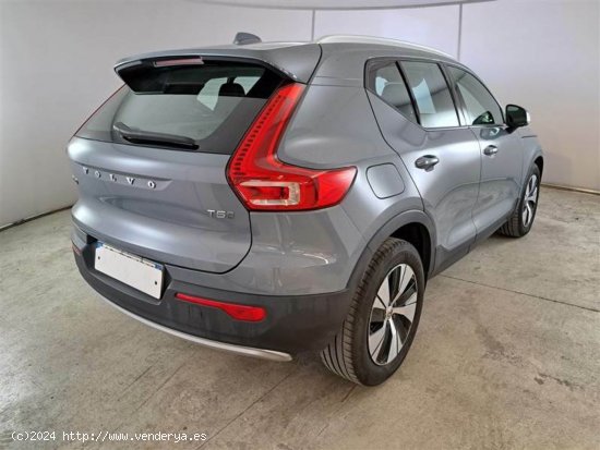 Volvo XC40 1.5 T5 Twin Momentum Auto - Navalcarnero