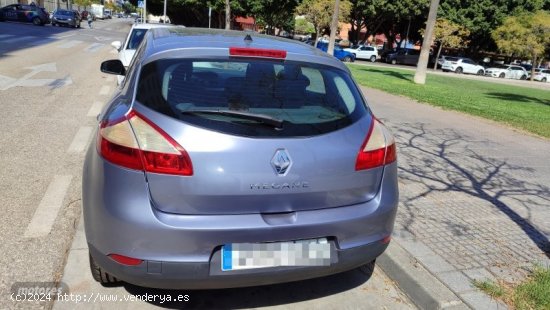 Renault Megane 110 CV DYNAMIQUE de 2009 con 96.000 Km por 5.000 EUR. en Malaga