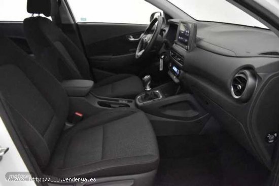 Hyundai Kona 1.0 TGDI Maxx 4x2 de 2023 con 20.900 Km por 19.900 EUR. en Alicante