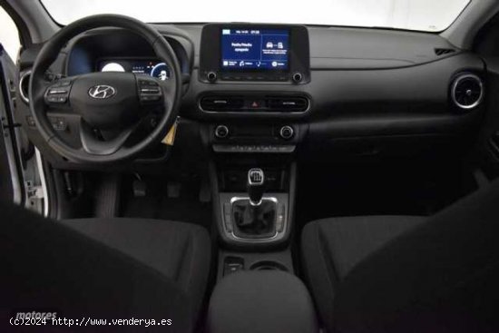 Hyundai Kona 1.0 TGDI Maxx 4x2 de 2023 con 19.700 Km por 19.900 EUR. en Alicante