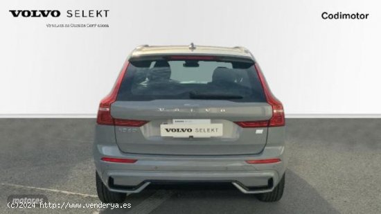 Volvo XC 60 XC60 Recharge Plus, T6 plug-in hybrid eAWD, Electrico/Gasolina, Dark de 2023 con 27.100 