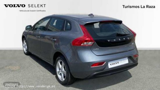 Volvo V 40 V40 Kinetic D2 de 2018 con 103.176 Km por 15.400 EUR. en Sevilla