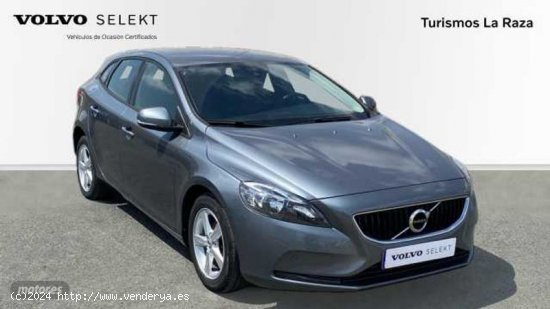 Volvo V 40 V40 Kinetic D2 de 2018 con 103.176 Km por 15.400 EUR. en Sevilla