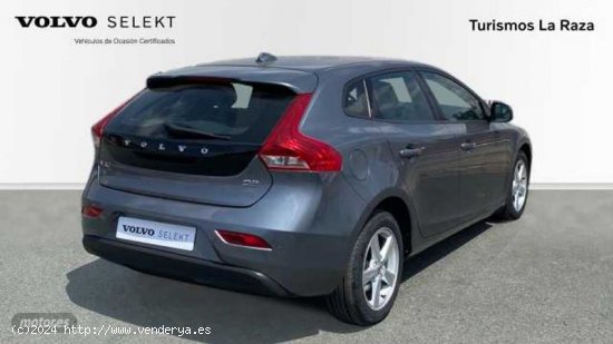 Volvo V 40 V40 Kinetic D2 de 2018 con 103.176 Km por 15.400 EUR. en Sevilla