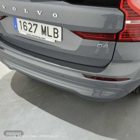 Volvo XC 60 XC60 Core, B4 Semihibrido, Diesel de 2023 con 21.125 Km por 46.800 EUR. en Badajoz