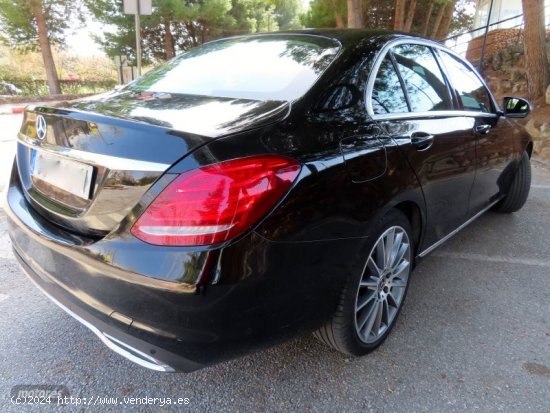 Mercedes Clase C 220D AVANTGARDE-PIEL-BIXENON LEDS-PARKTRONIC-6VEL-FULL de 2018 con 70.000 Km por 24