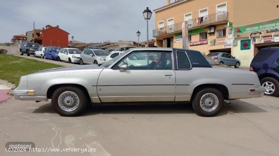 Oldsmobile Cutlass Supreme 5.7 v8 de 1981 con 106.376 Km por 6.900 EUR. en Madrid