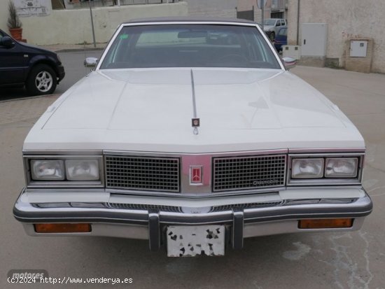 Oldsmobile Regency Ninety-Eight 5.0 V8 de 1985 con 141.900 Km por 14.500 EUR. en Madrid