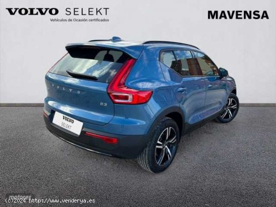 Volvo XC40 XC40 Plus, B3 mild hybrid, Gasolina, Dark de 2023 con 23.670 Km por 37.500 EUR. en Badajo