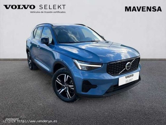 Volvo XC40 XC40 Plus, B3 mild hybrid, Gasolina, Dark de 2023 con 23.670 Km por 37.500 EUR. en Badajo