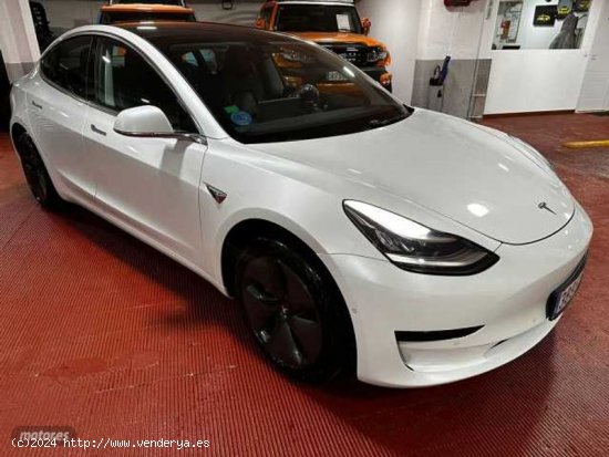 Tesla Model 3 3 Standard RWD Plus con 99.000 Km por 26.499 EUR. en Madrid