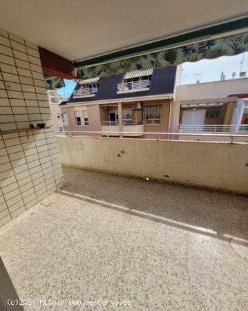 ÁTICO GRAN TERRAZA, 100 MTROS A PLAYA LOCOS 3 HABS  125.000 EUROS... - ALICANTE