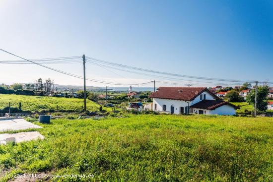 Casa en Cueto con vistas y jardín - CANTABRIA