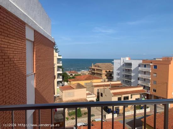  APARTAMENTO con vistas al MAR de 3 dormitorios en la PLAYA DE PILES - VALENCIA 