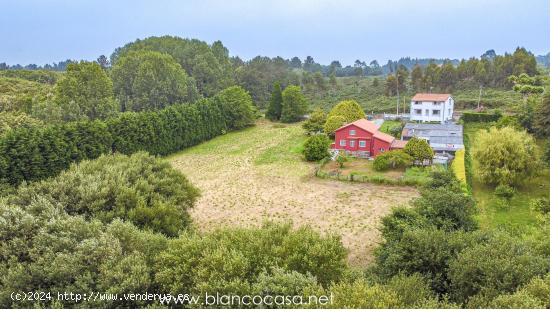 ¡¡CASA con 7220m2 de TERRENO SITUADA en PLENO NUCLEO de Carballo- A Coruña (Galicia )!! - A CORU