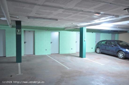 Parking y trastero - BARCELONA