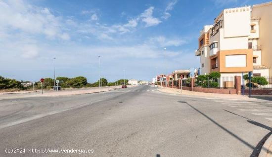 Garaje en venta en Cabo Roig, Orihuela, Alicante - ALICANTE